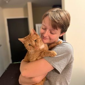 Meet your Posher, Hailey